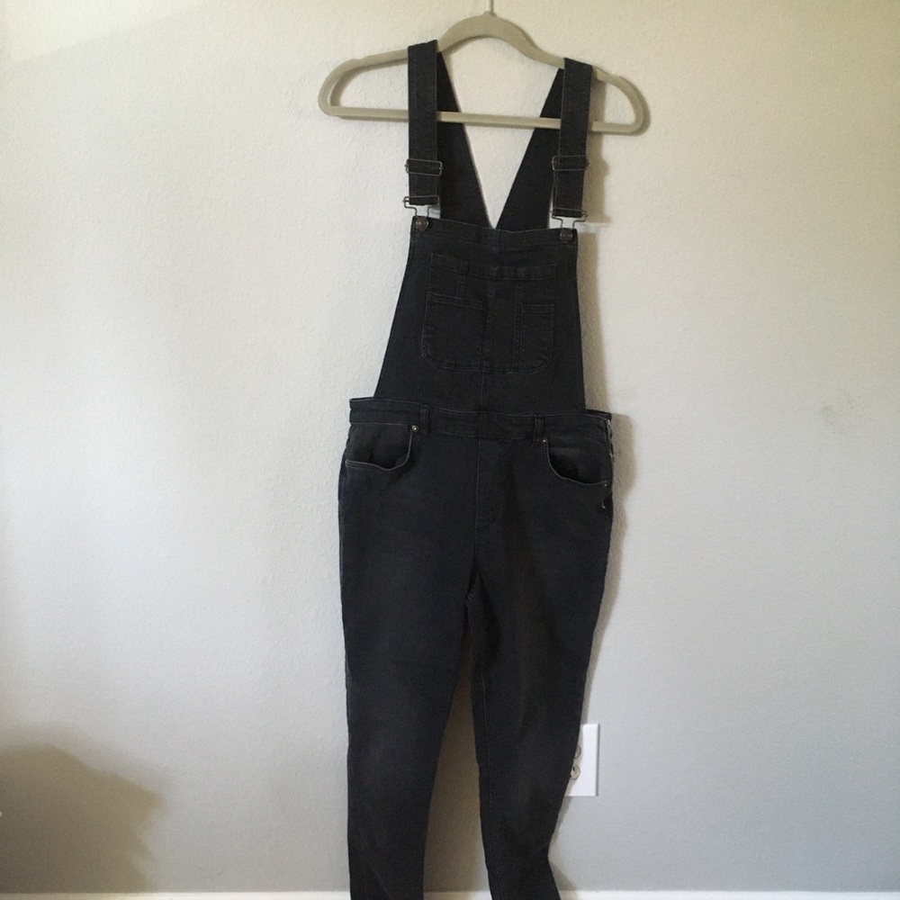 Black free people overalls size 27